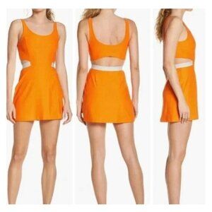 OUTDOOR VOICES COURTDRESS,TENNIS DRESS BUILD IN SHORTS, POCKET, ORANGE, TENNIS